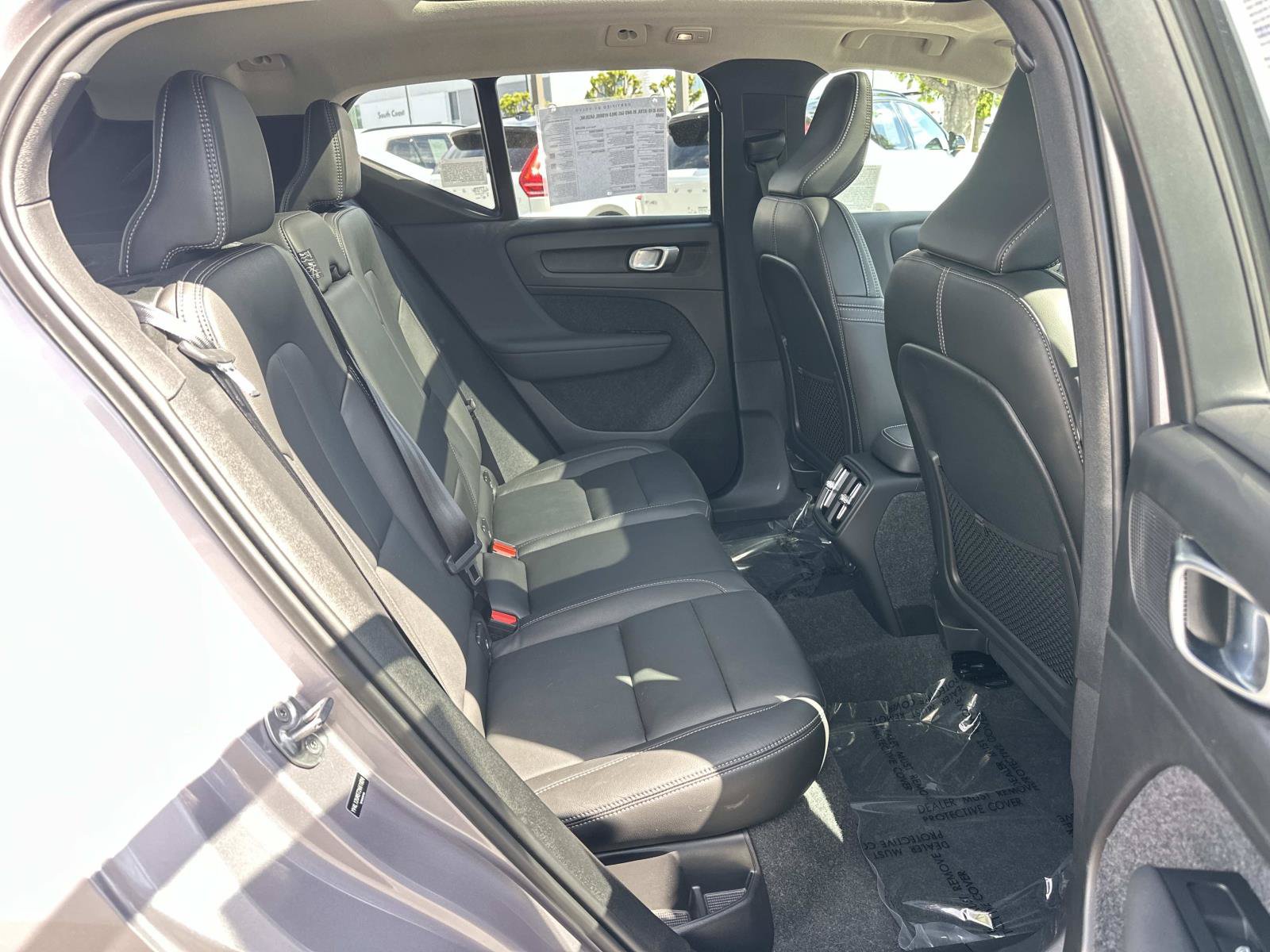 Certified 2026 Volvo XC40 B5 Ultra w/ Climate Package AWD/4WD image 24