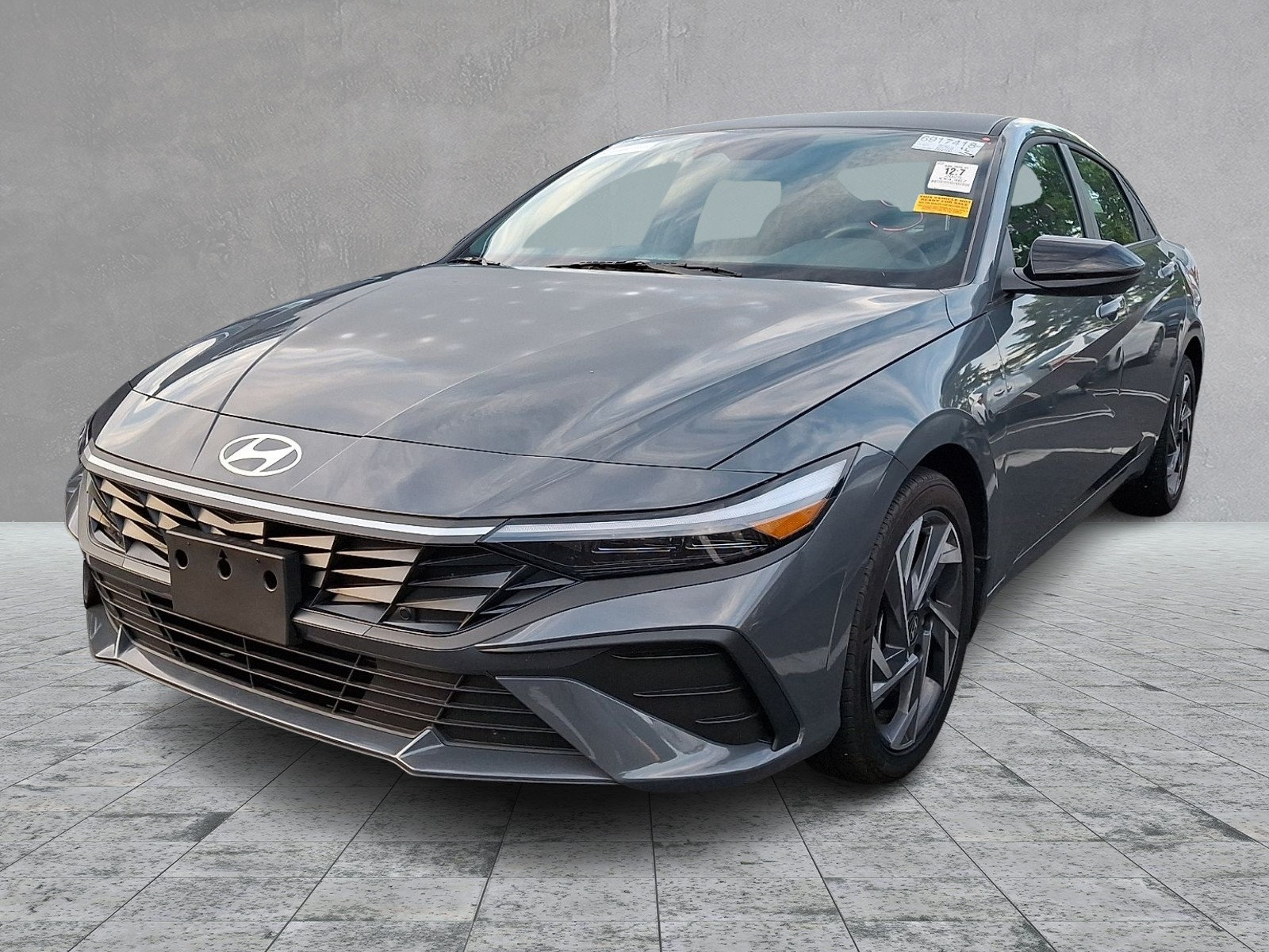 Used 2025 Hyundai Elantra Sport FWD image 1