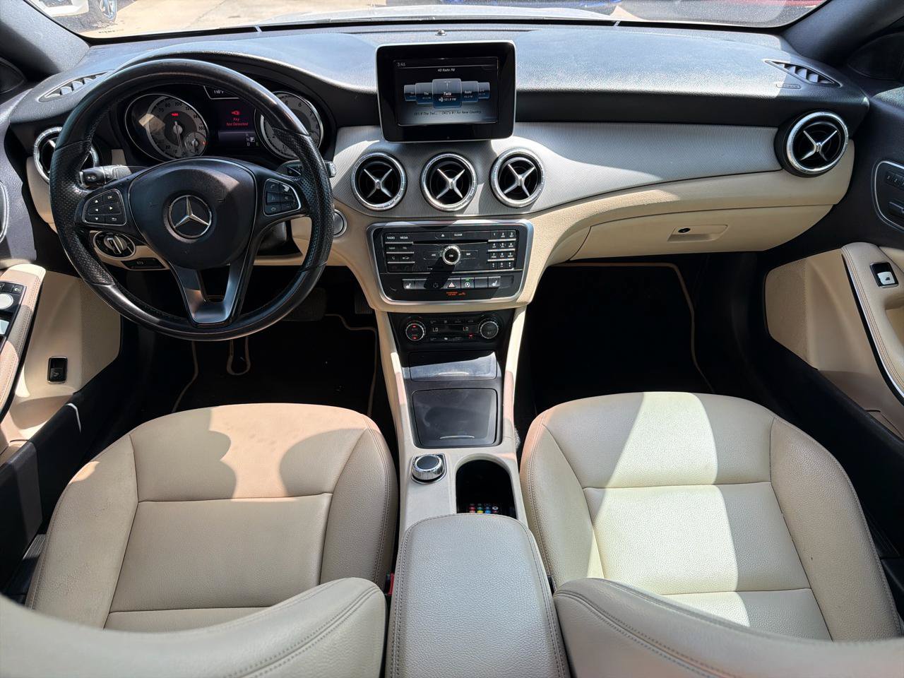 Used 2015 Mercedes-Benz CLA 250 4MATIC image 18
