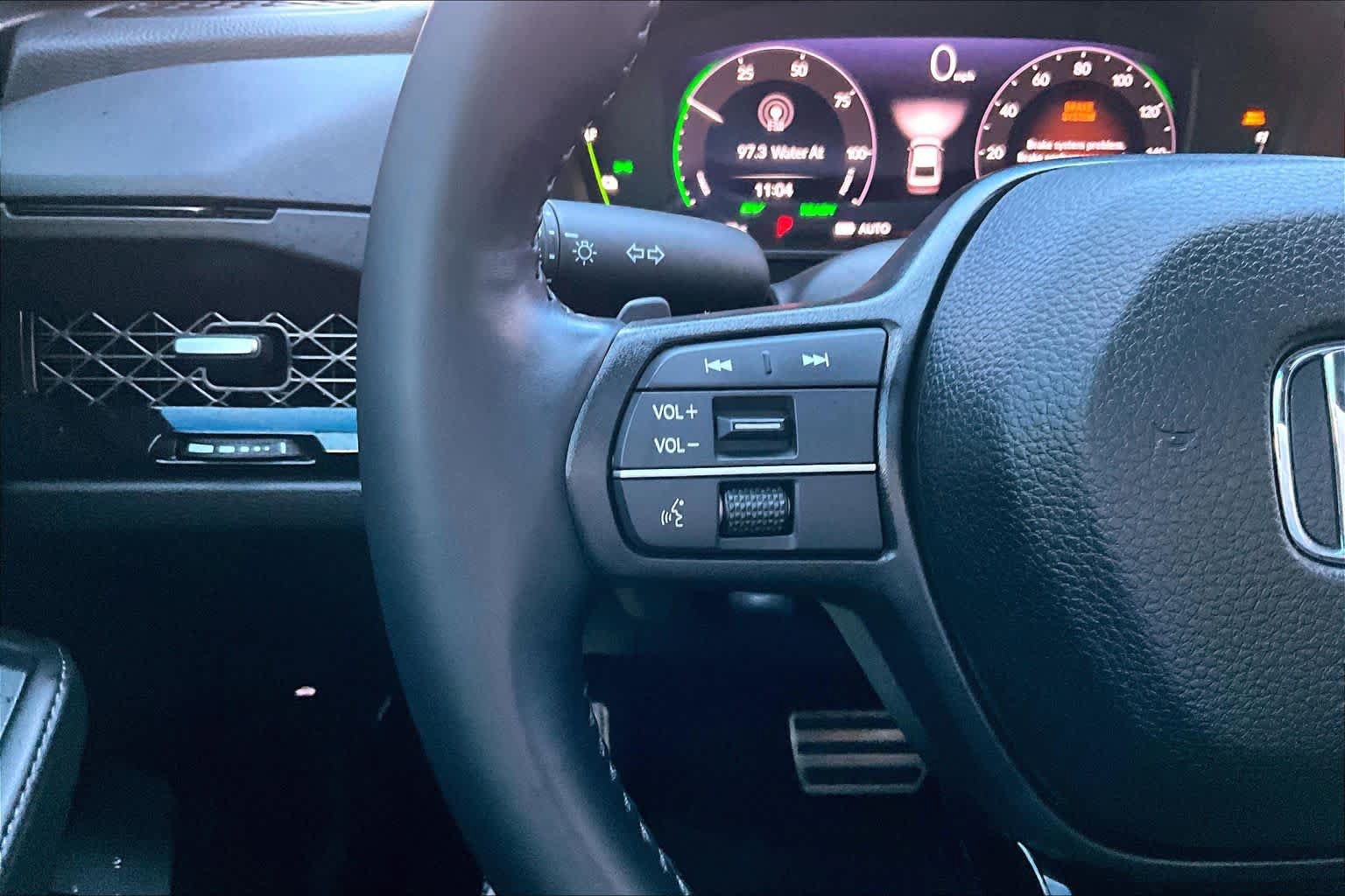 Used 2025 Honda Accord Sport image 21
