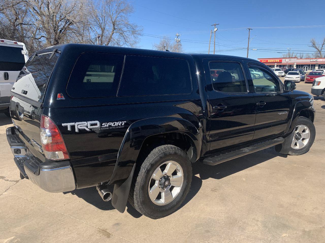 Used 2015 Toyota Tacoma PreRunner w/ TRD Sport Package RWD image 4