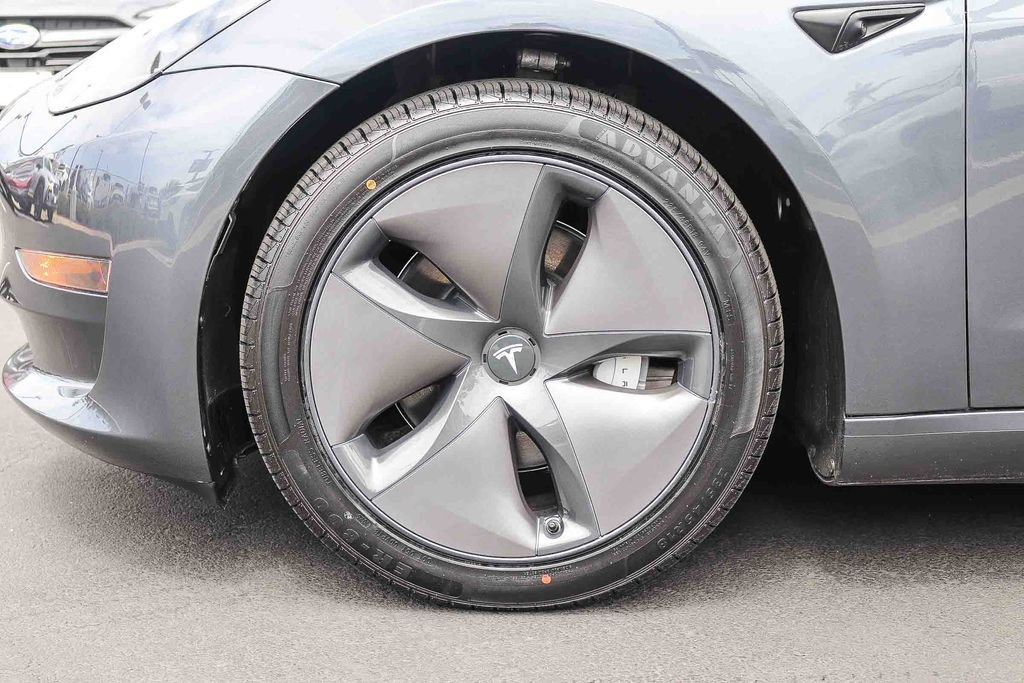 Used 2023 Tesla Model 3 Standard Range RWD image 11