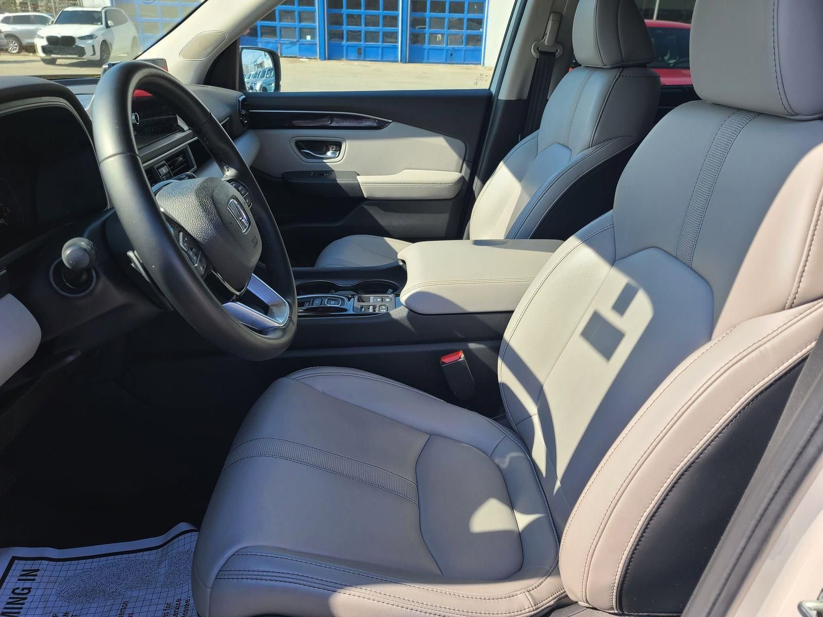 Used 2023 Honda Pilot EX-L image 8