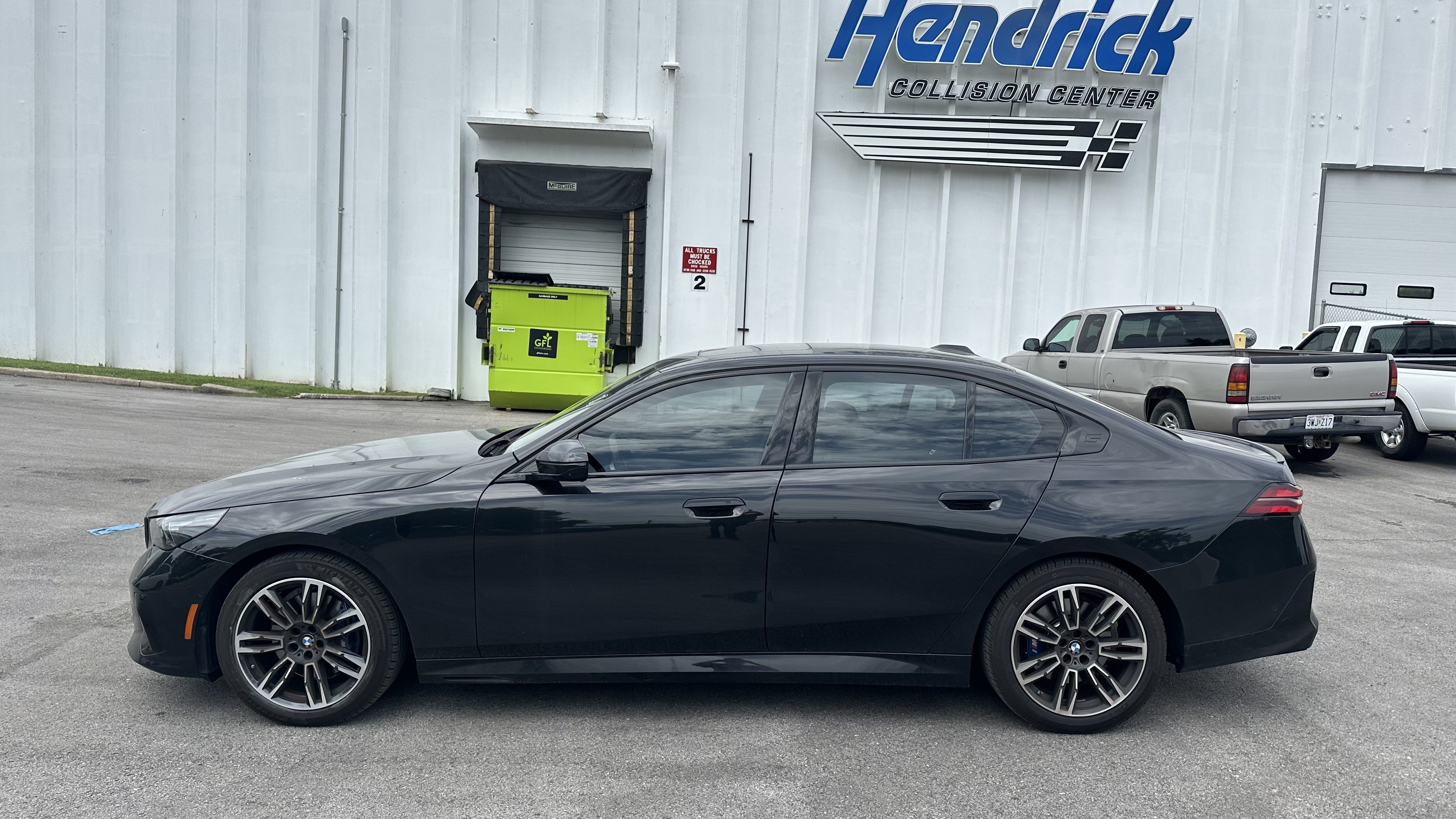 Used 2024 BMW 530i xDrive w/ M Sport Package AWD/4WD image 7