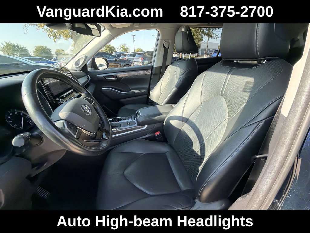 Used 2021 Toyota Highlander Limited FWD image 15