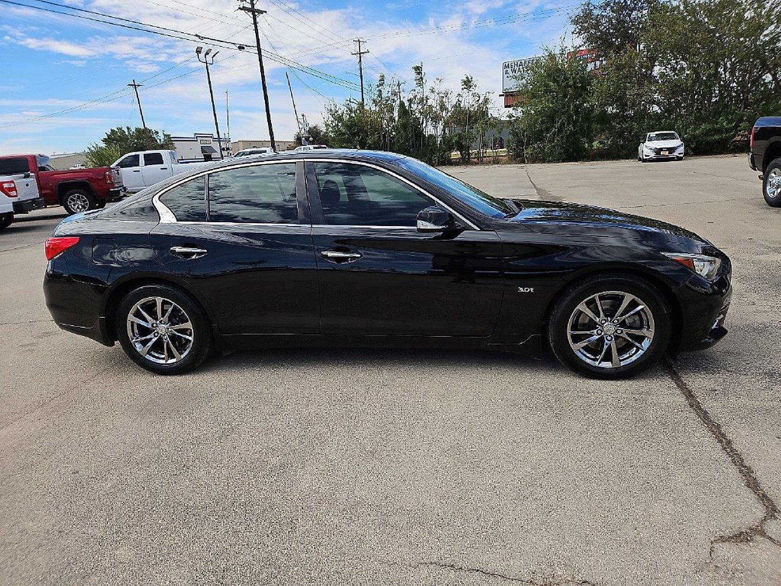Used 2017 INFINITI Q50 Signature Edition RWD image 9