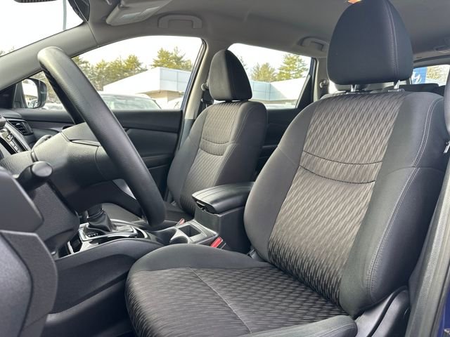 Used 2019 Nissan Rogue S image 14