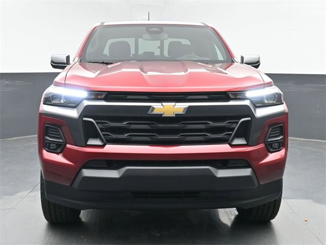 Used 2024 Chevrolet Colorado LT w/ LT Convenience Package III image 3