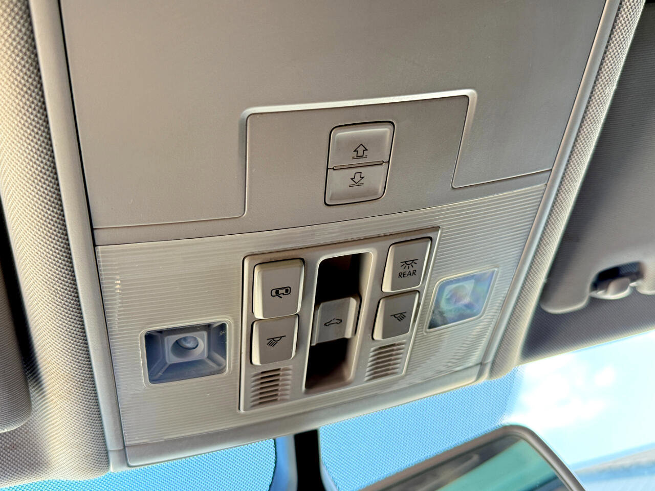 Used 2019 Volkswagen Tiguan SE w/ Panoramic Sunroof Package image 70