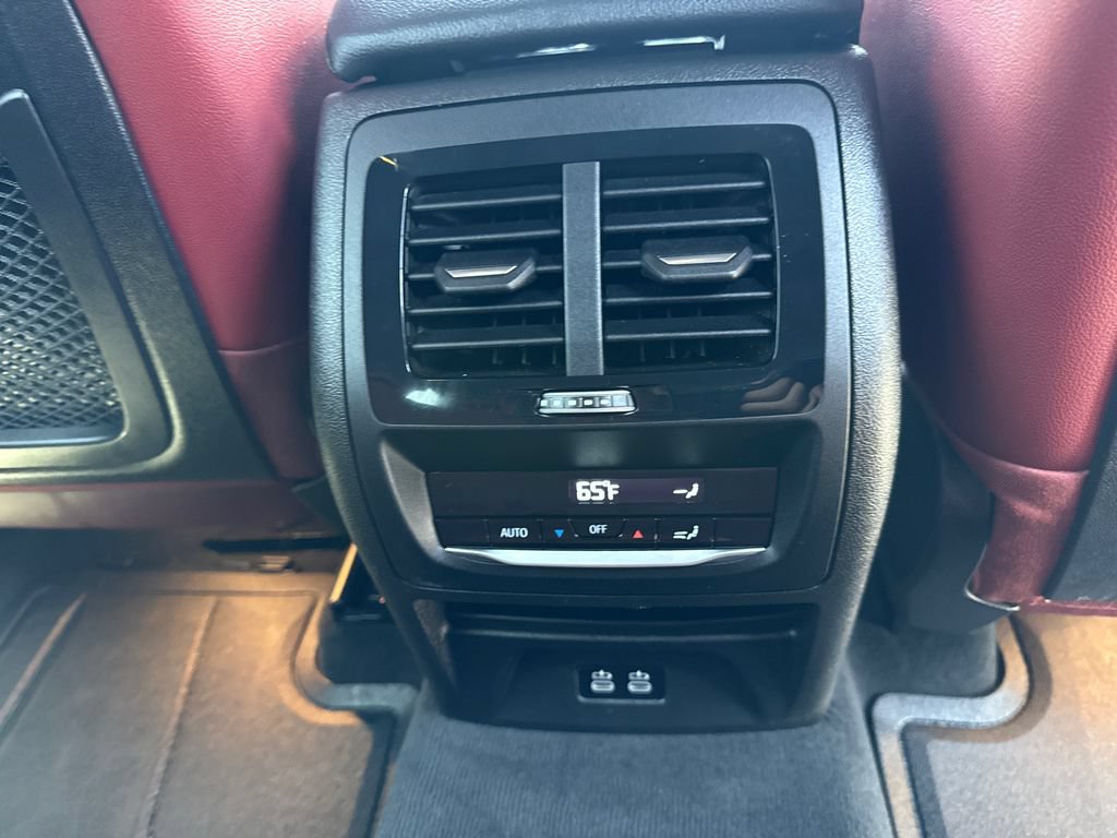 Used 2024 BMW X3 sDrive30i w/ Convenience Package RWD image 17