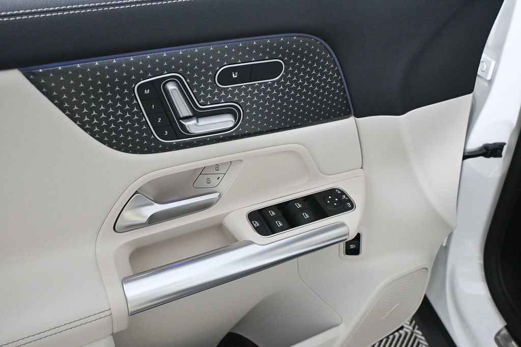 Used 2026 Mercedes-Benz GLA 250 image 8