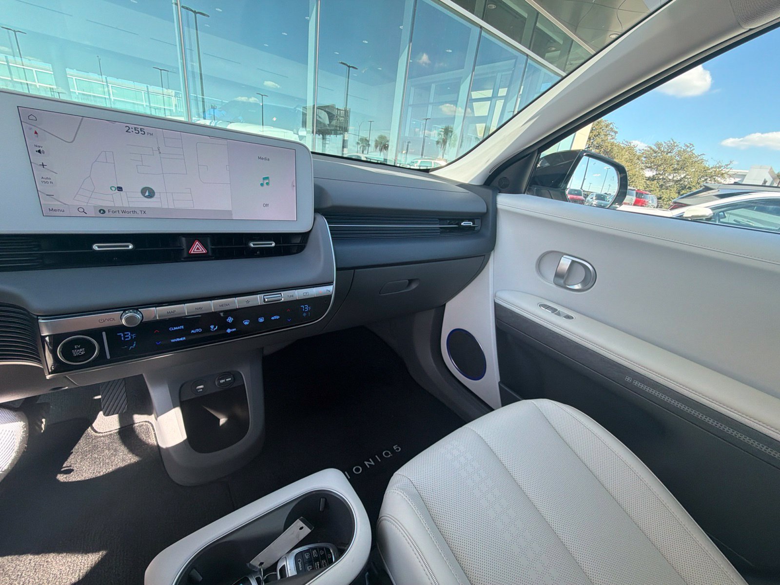 Used 2024 Hyundai Ioniq 5 Limited AWD/4WD image 17