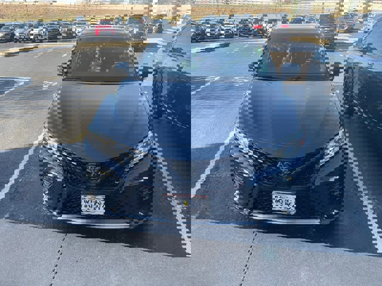 Used 2020 Toyota Camry XSE image 3