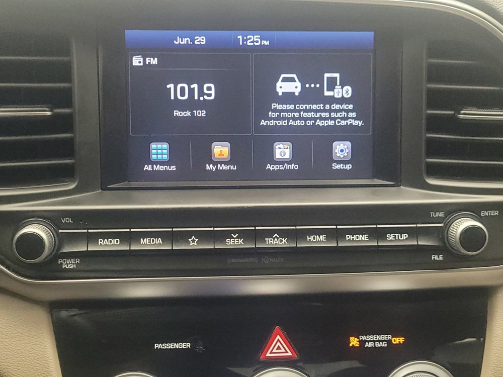 Used 2019 Hyundai Elantra SEL FWD image 25