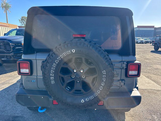 Used 2023 Jeep Wrangler Unlimited w/ Convenience Group AWD/4WD image 6