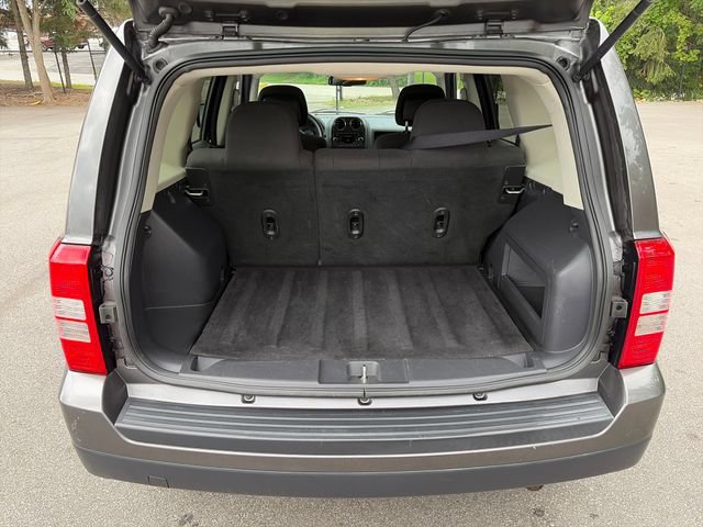 Used 2016 Jeep Patriot Sport FWD image 6