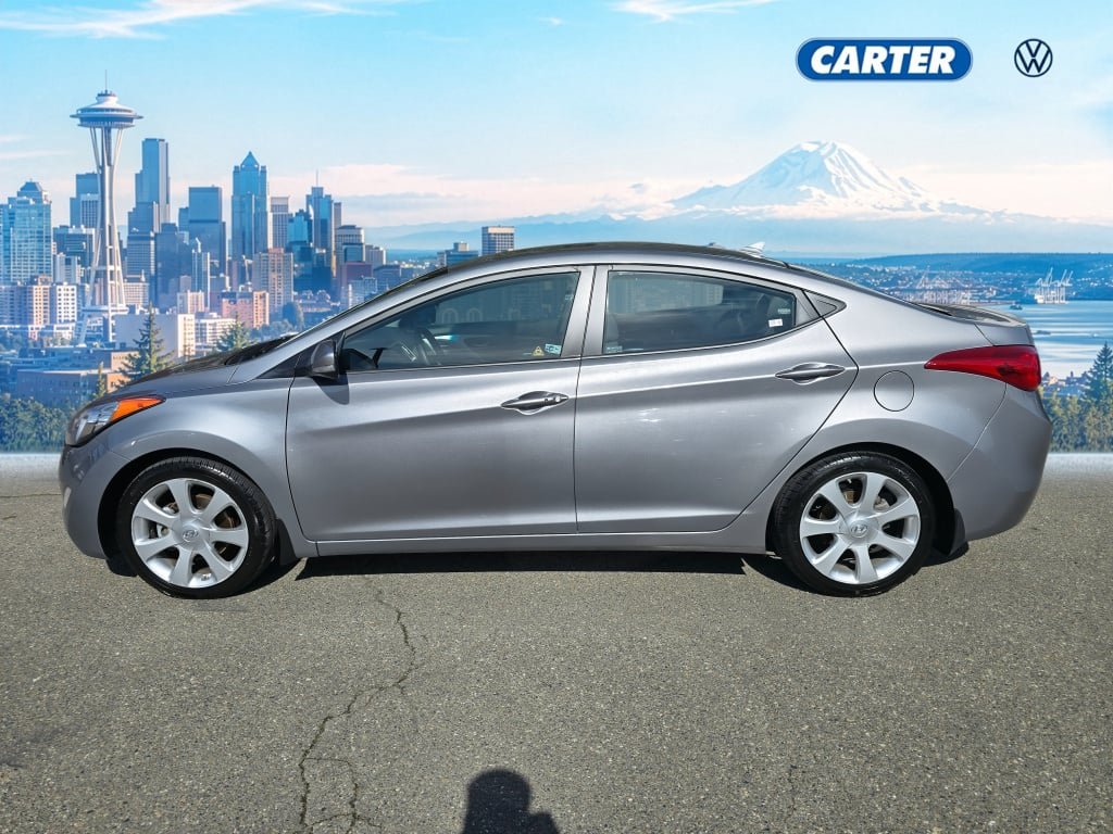 Used 2013 Hyundai Elantra Limited w/ Technology Pkg FWD image 6