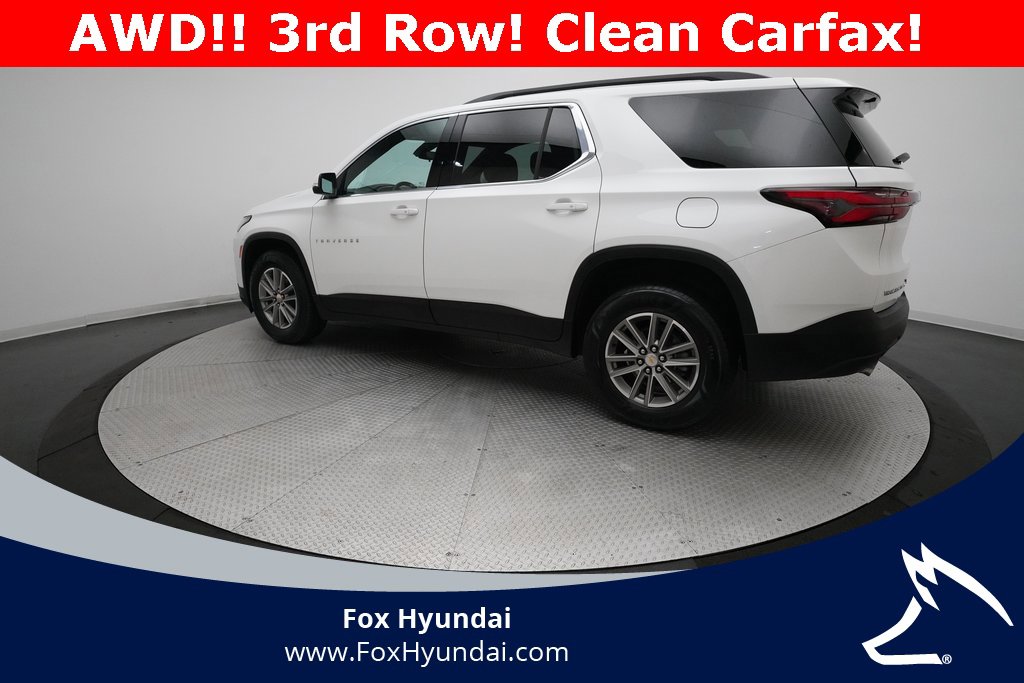 Used 2023 Chevrolet Traverse LT image 12
