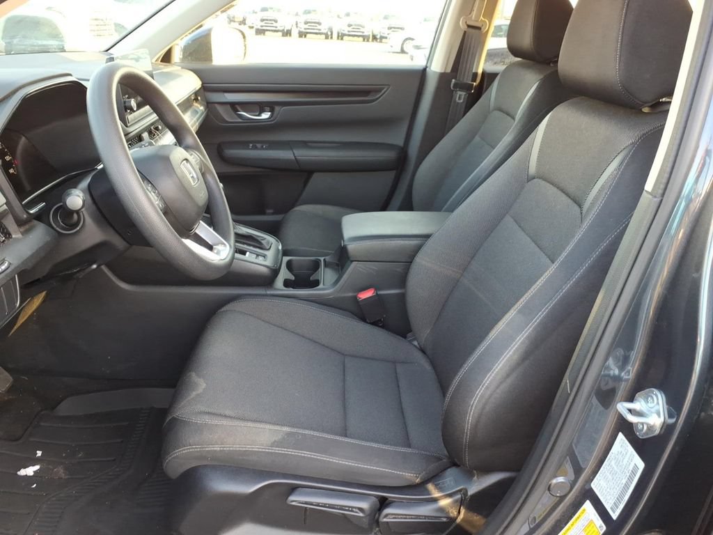 Used 2025 Honda CR-V LX image 12