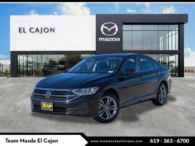 Used 2024 Volkswagen Jetta SE FWD image 1