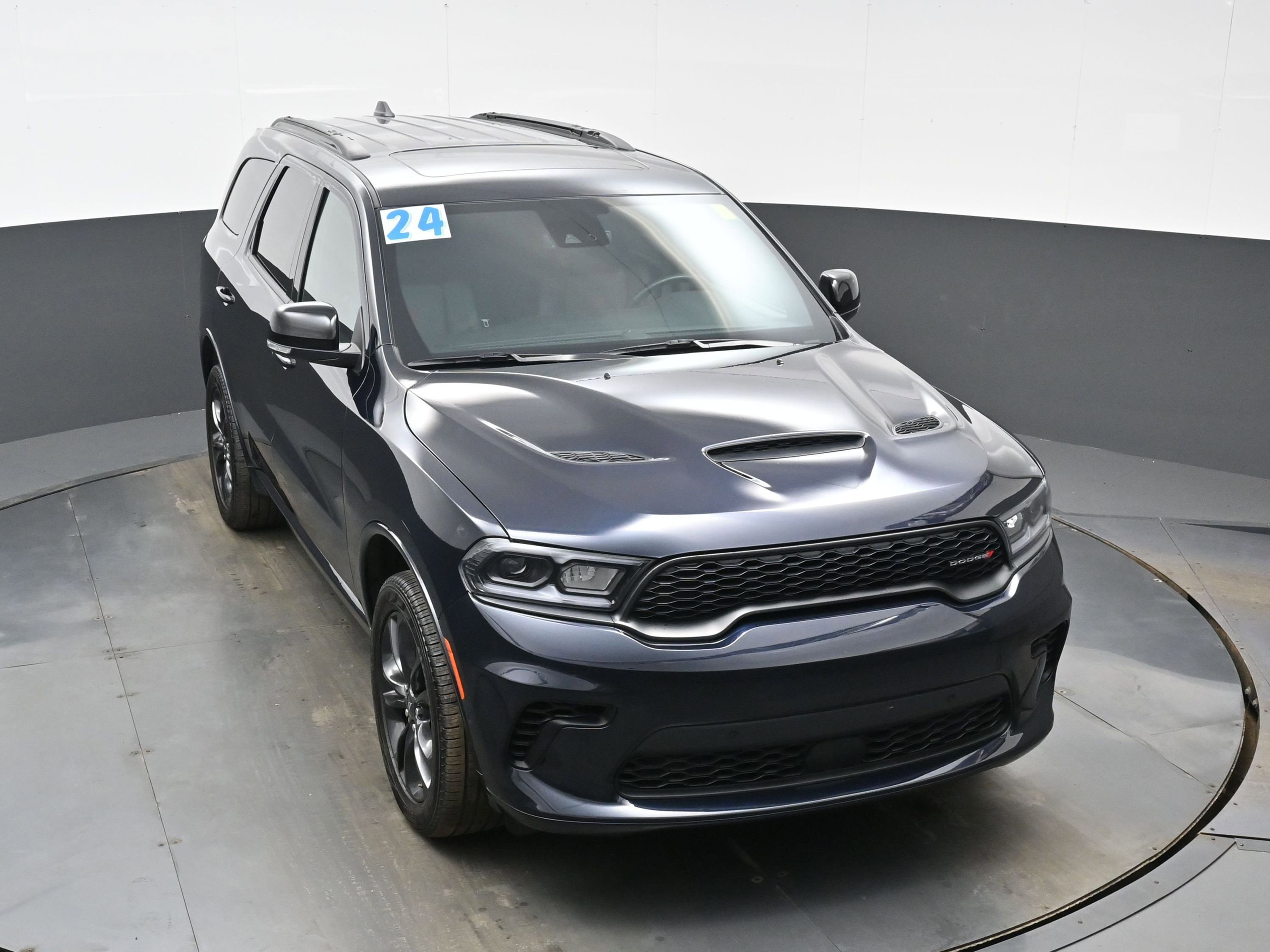 Used 2024 Dodge Durango GT image 41