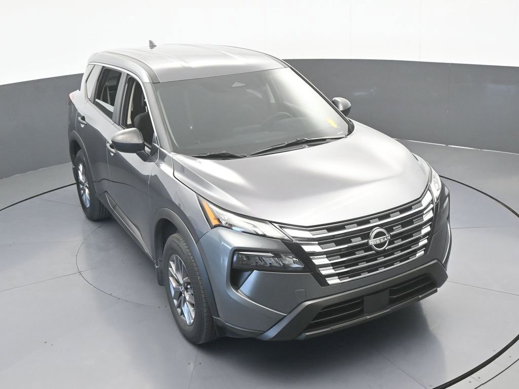 Used 2025 Nissan Rogue S FWD image 46