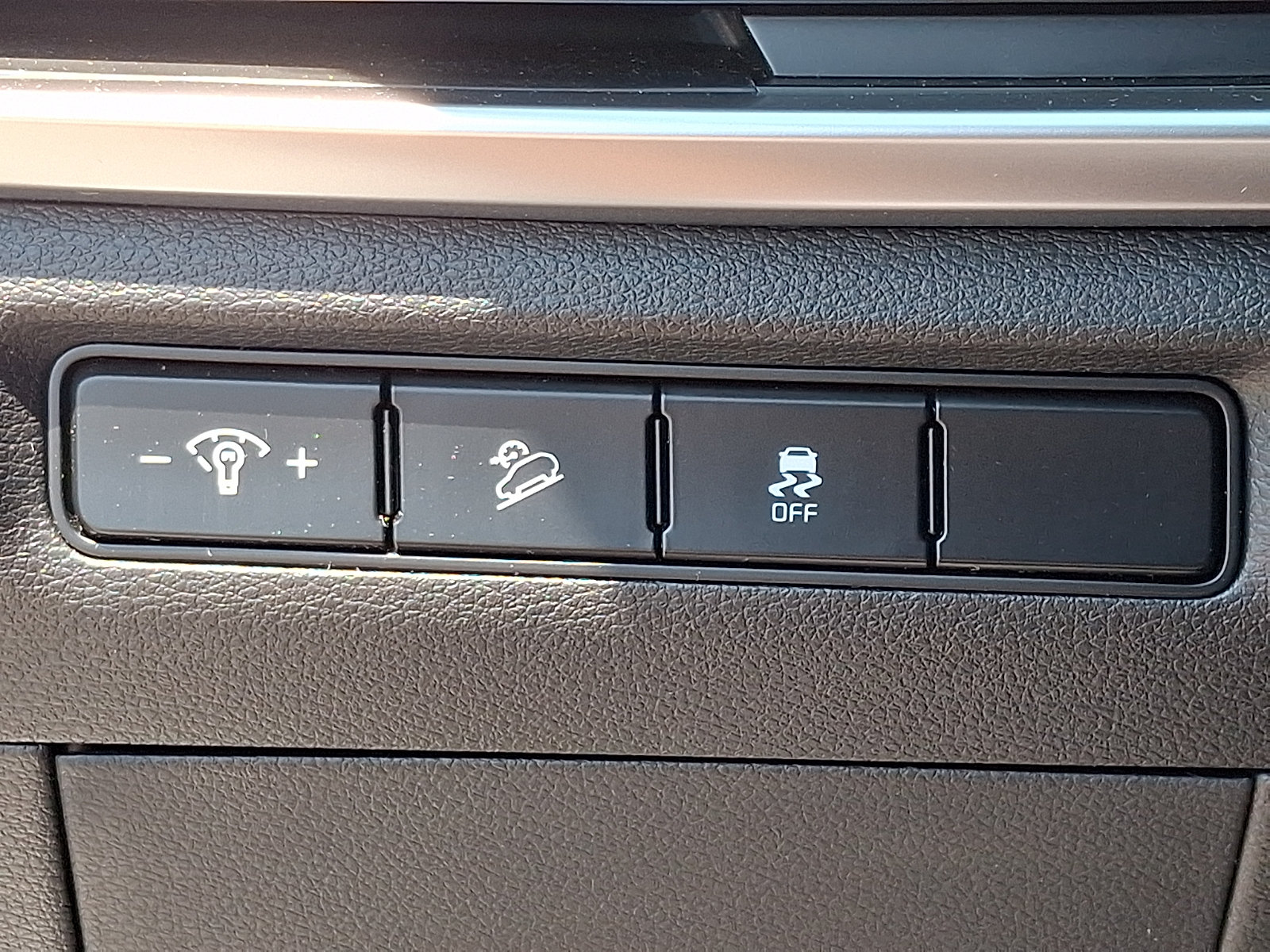 Certified 2024 Kia Telluride LX AWD/4WD image 30