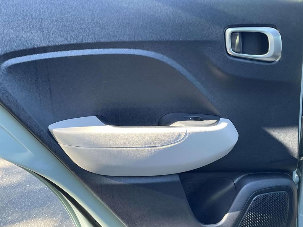 New 2026 Hyundai Venue SEL image 9