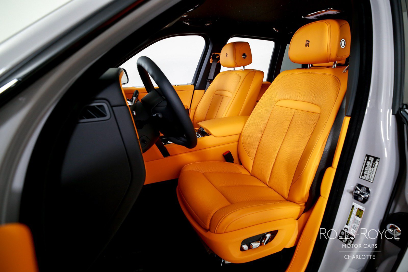 New 2027 Rolls-Royce Cullinan Black Badge AWD/4WD image 13