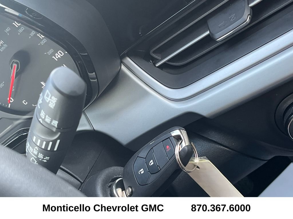 Used 2025 Chevrolet Trax LS image 18