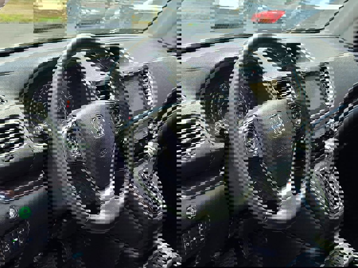 Used 2015 Honda CR-V Touring image 16