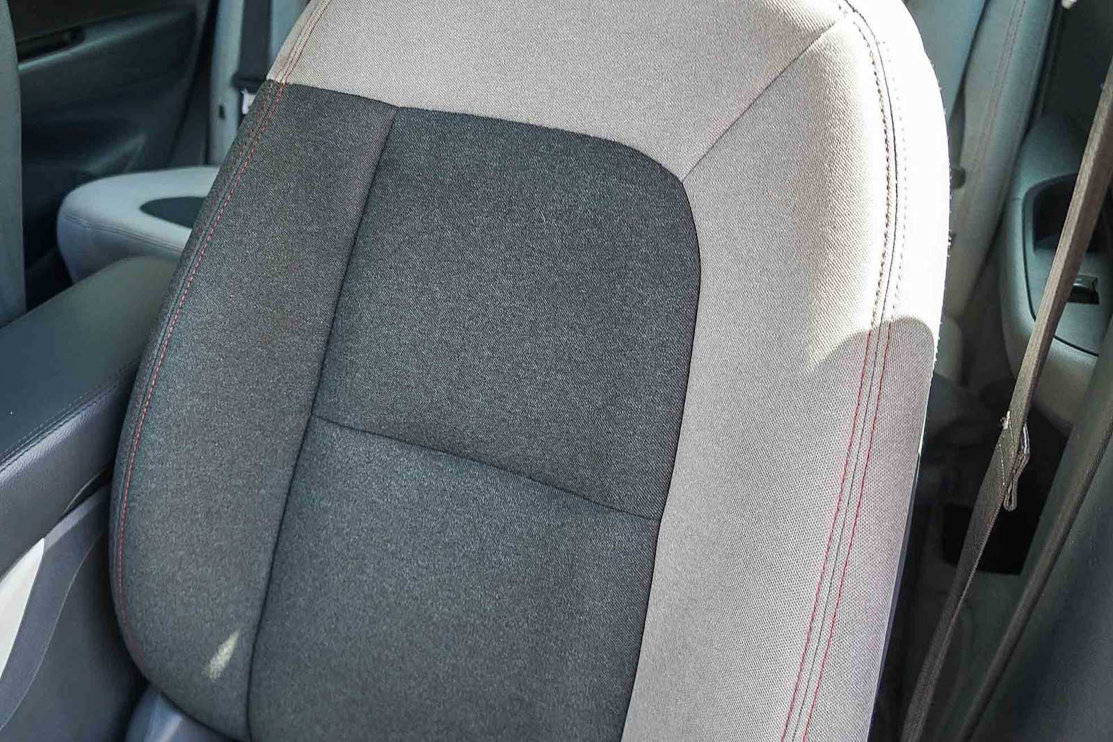 Used 2019 Chevrolet Bolt LT FWD image 27
