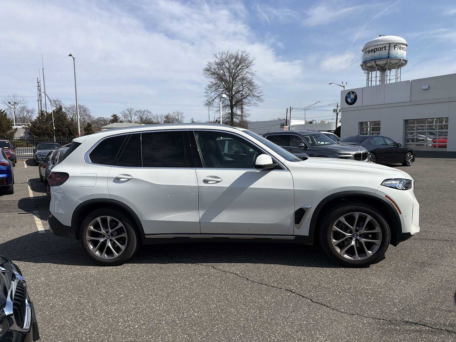 Certified 2024 BMW X5 xDrive40i w/ Premium Package image 7