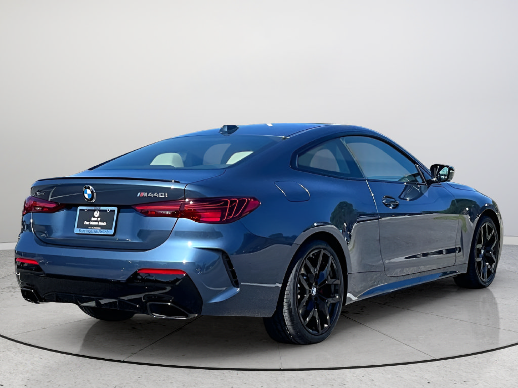 New 2027 BMW 440i xDrive Coupe AWD/4WD image 4