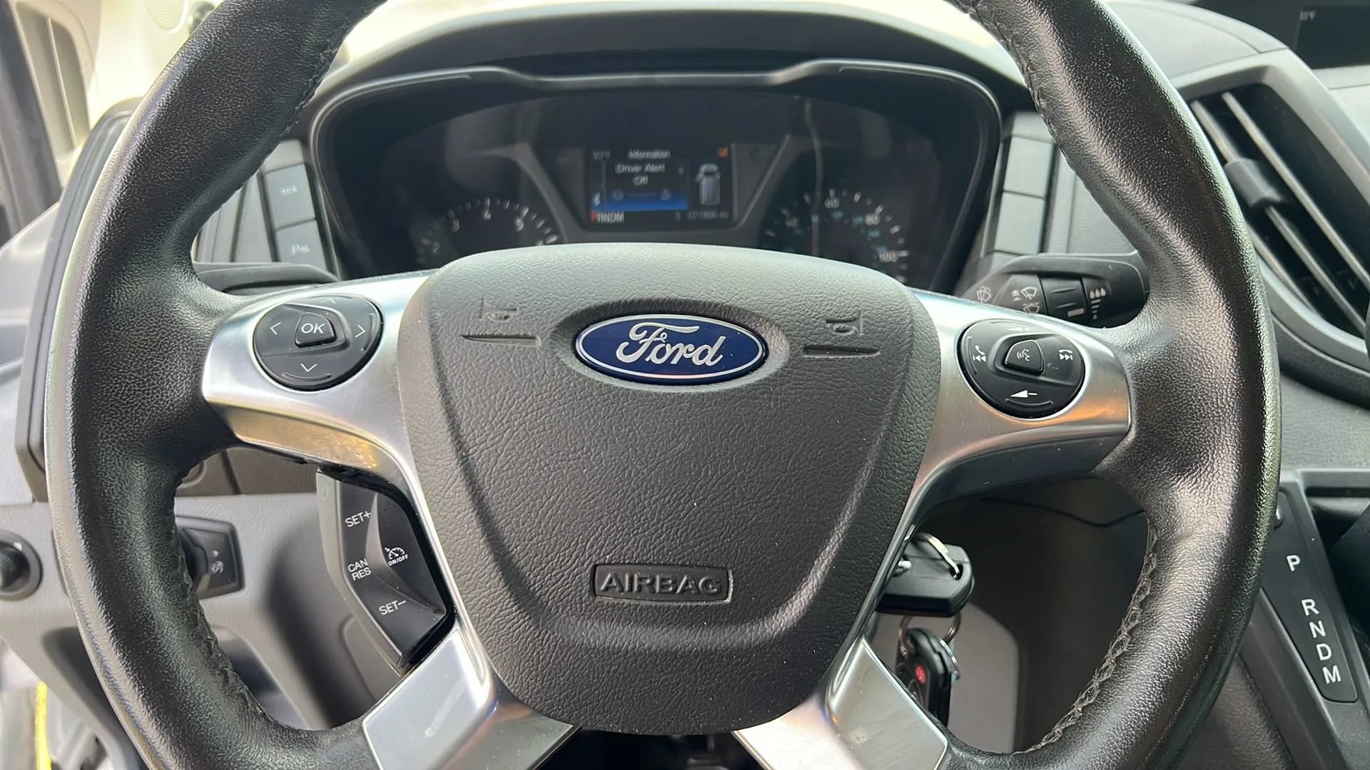 Used 2019 Ford Transit 150 130 Low Roof RWD image 31