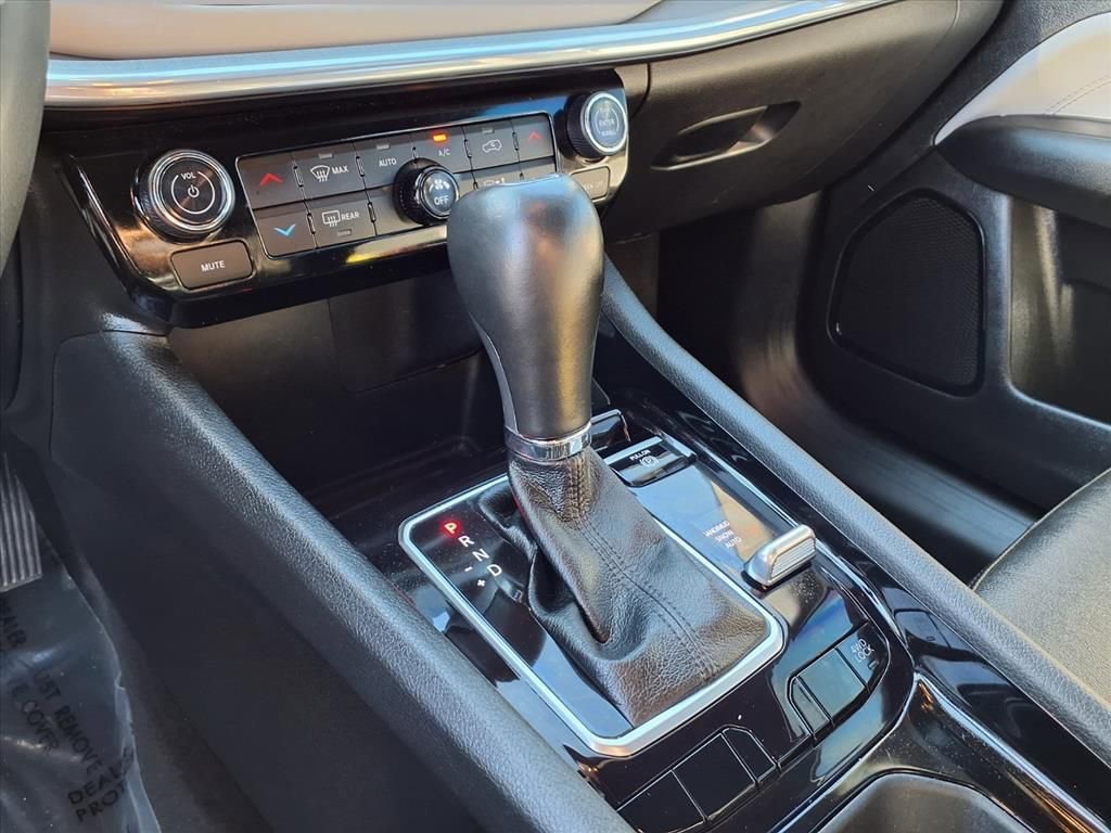 Used 2023 Jeep Compass Limited image 9