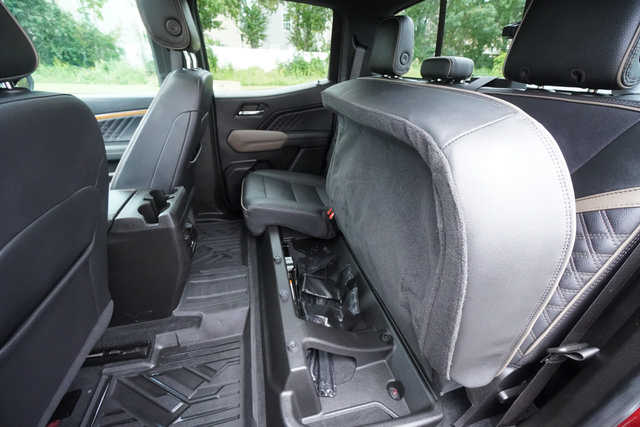 Used 2023 GMC Canyon Denali AWD/4WD image 26