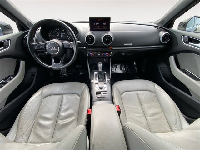 Used 2018 Audi A3 e-tron Premium Plus image 10