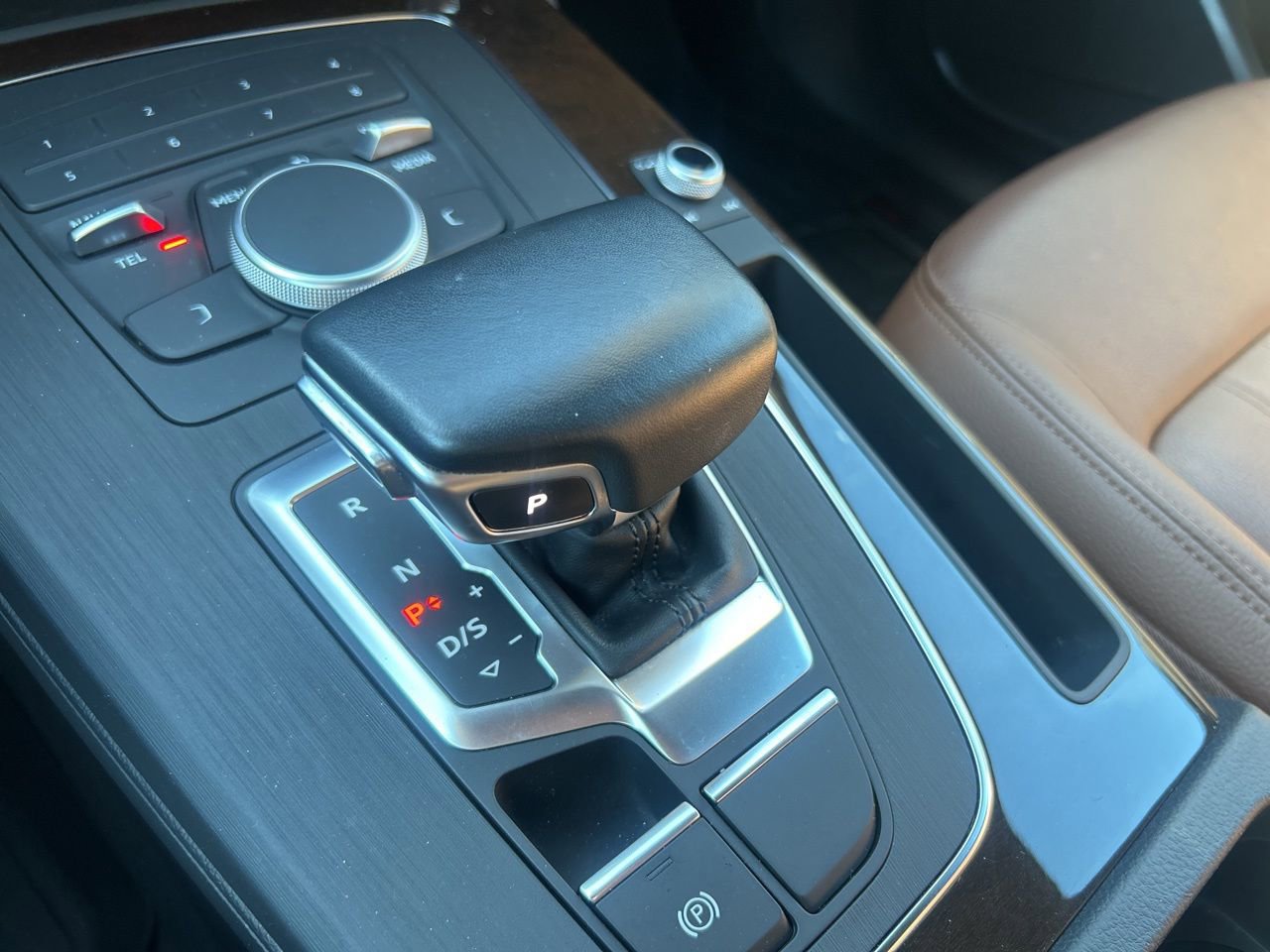 Used 2019 Audi Q5 2.0T Premium w/ Convenience Package image 28