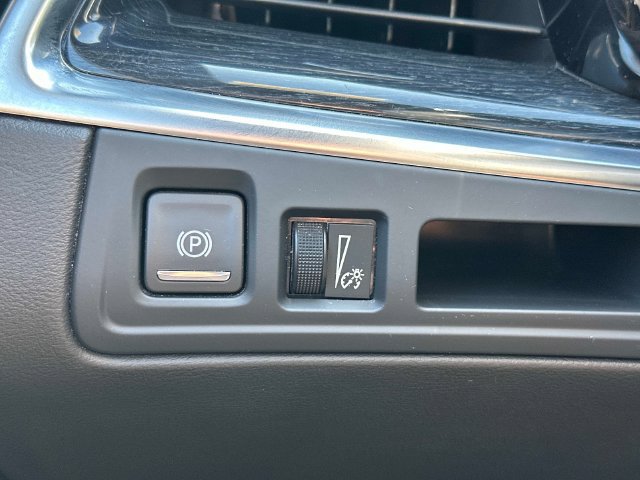 Certified 2023 Cadillac XT5 Premium Luxury AWD/4WD image 29
