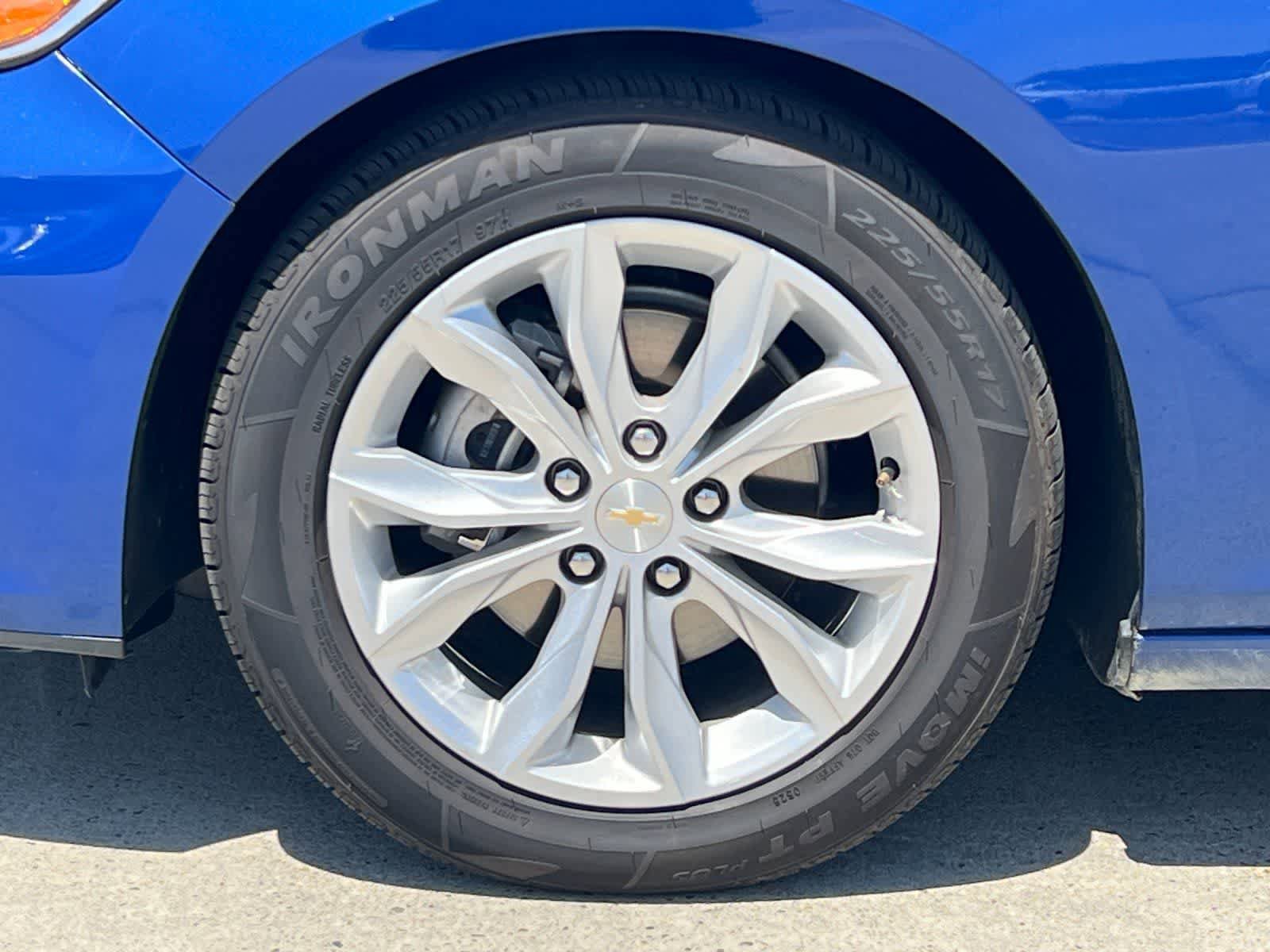 Used 2023 Chevrolet Malibu LT FWD image 25