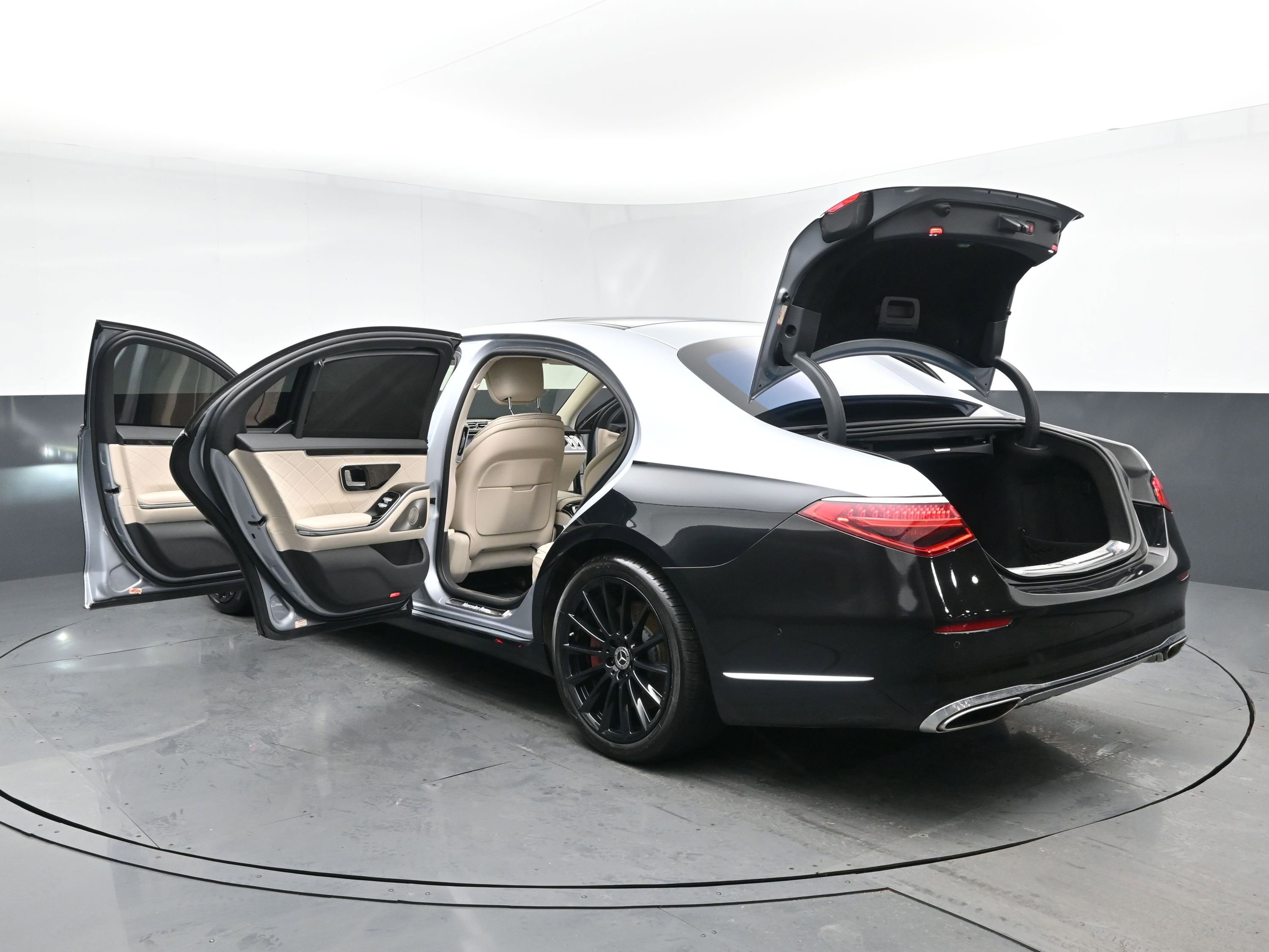 Used 2021 Mercedes-Benz S 580 4MATIC Sedan image 26