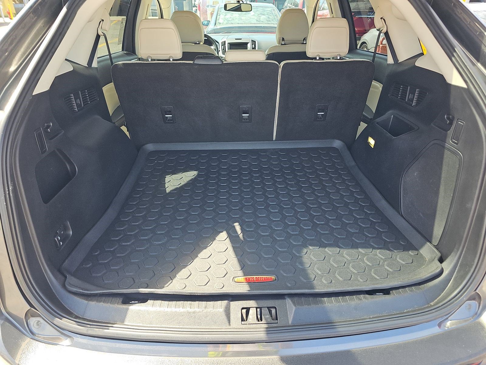 Used 2017 Ford Edge Titanium w/ Technology Package FWD image 16