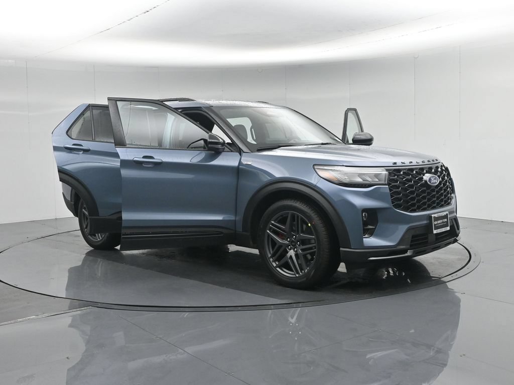New 2026 Ford Explorer ST-Line w/ ST-Line Street Pack RWD image 32