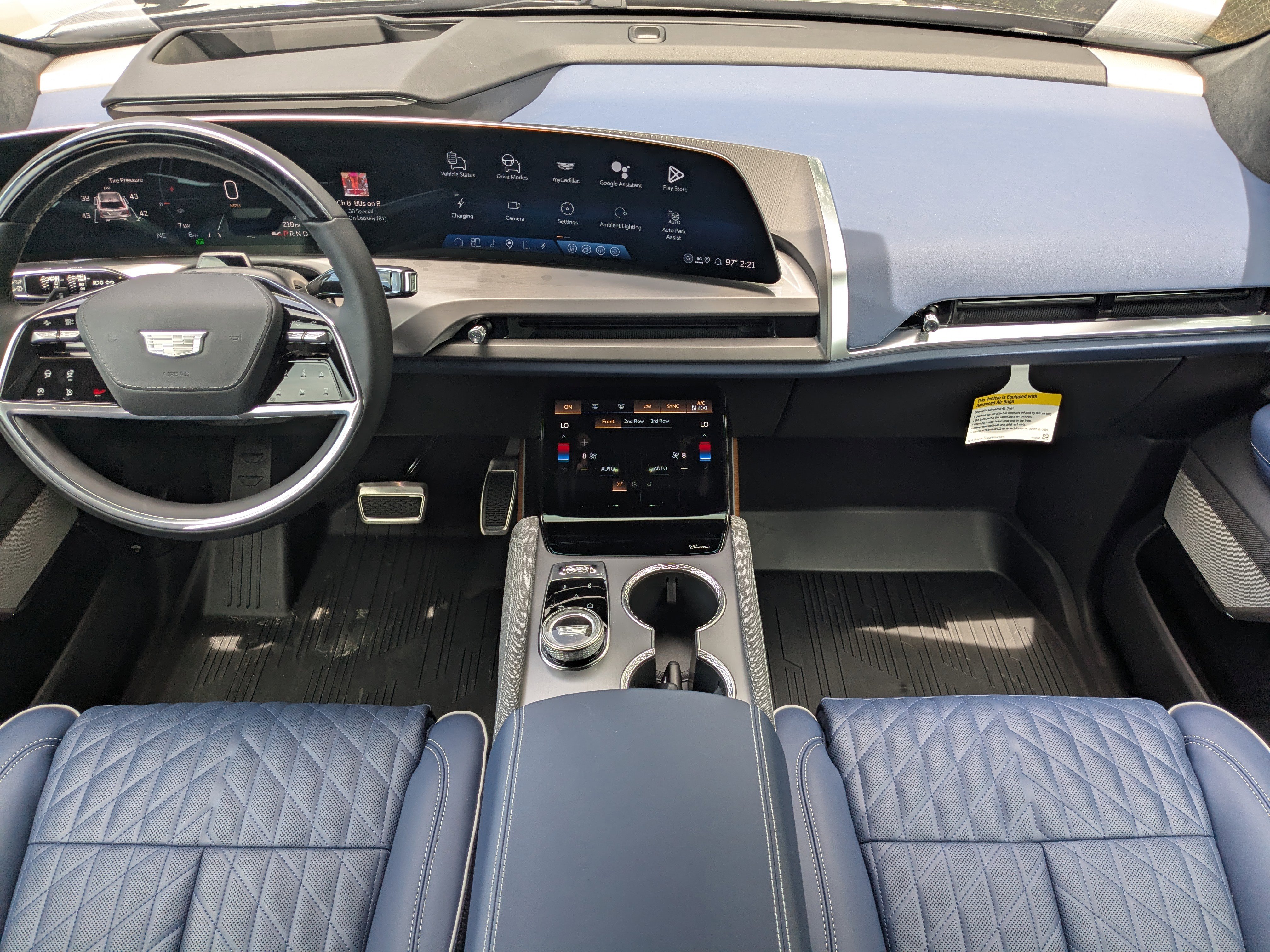 New 2026 Cadillac Vistiq Premium Luxury w/ LPO, Floor Liner Package image 14