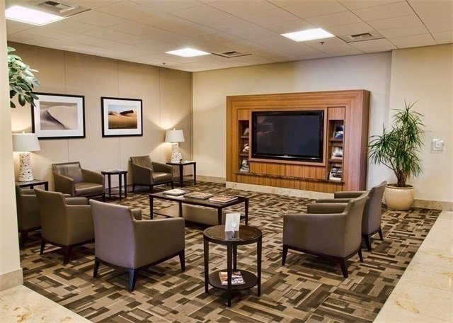 Used 2019 BMW 750i w/ Executive Package image 44