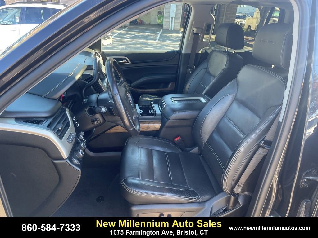 Used 2020 GMC Yukon Denali w/ Denali Ultimate Package image 14