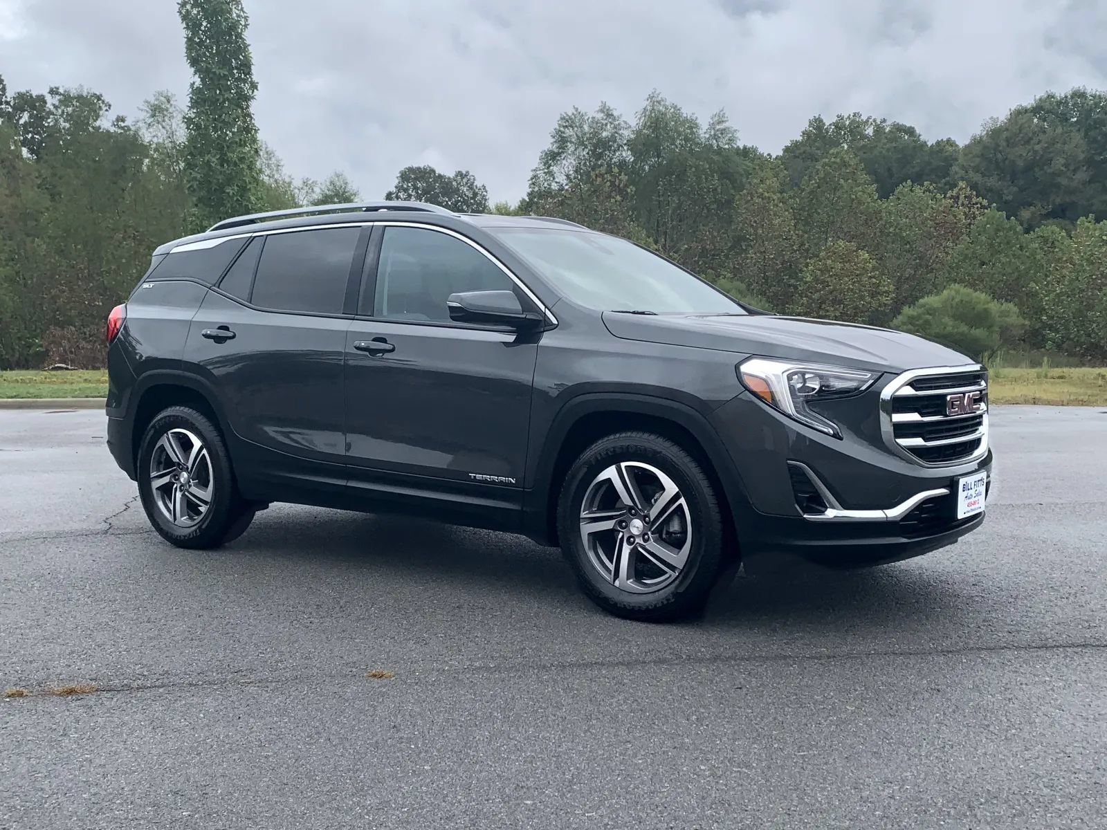 Used 2021 GMC Terrain SLT w/ Infotainment Package II AWD/4WD image 1