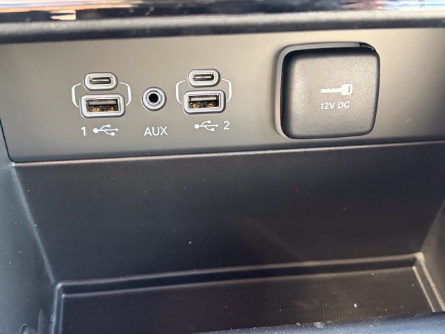 New 2026 Jeep Grand Cherokee Limited w/ Limited Altitude Package AWD/4WD image 23