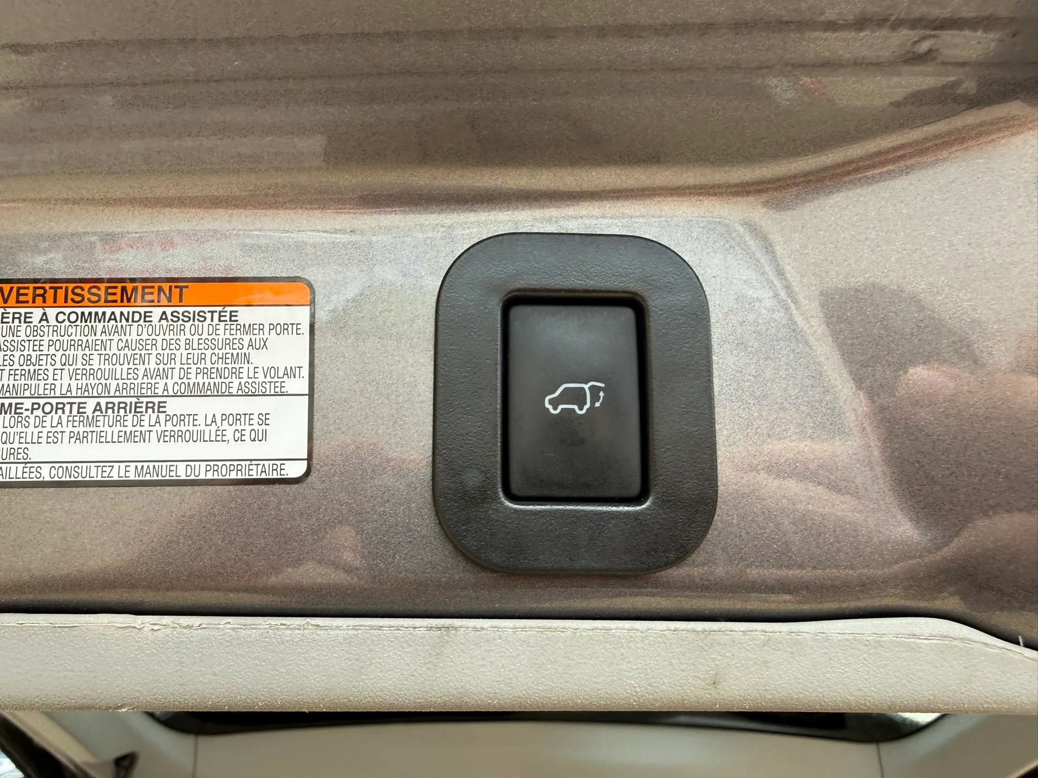Used 2017 Toyota Sienna SE FWD image 14